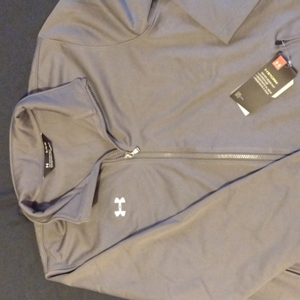 Under Armor New water resistant jacket.